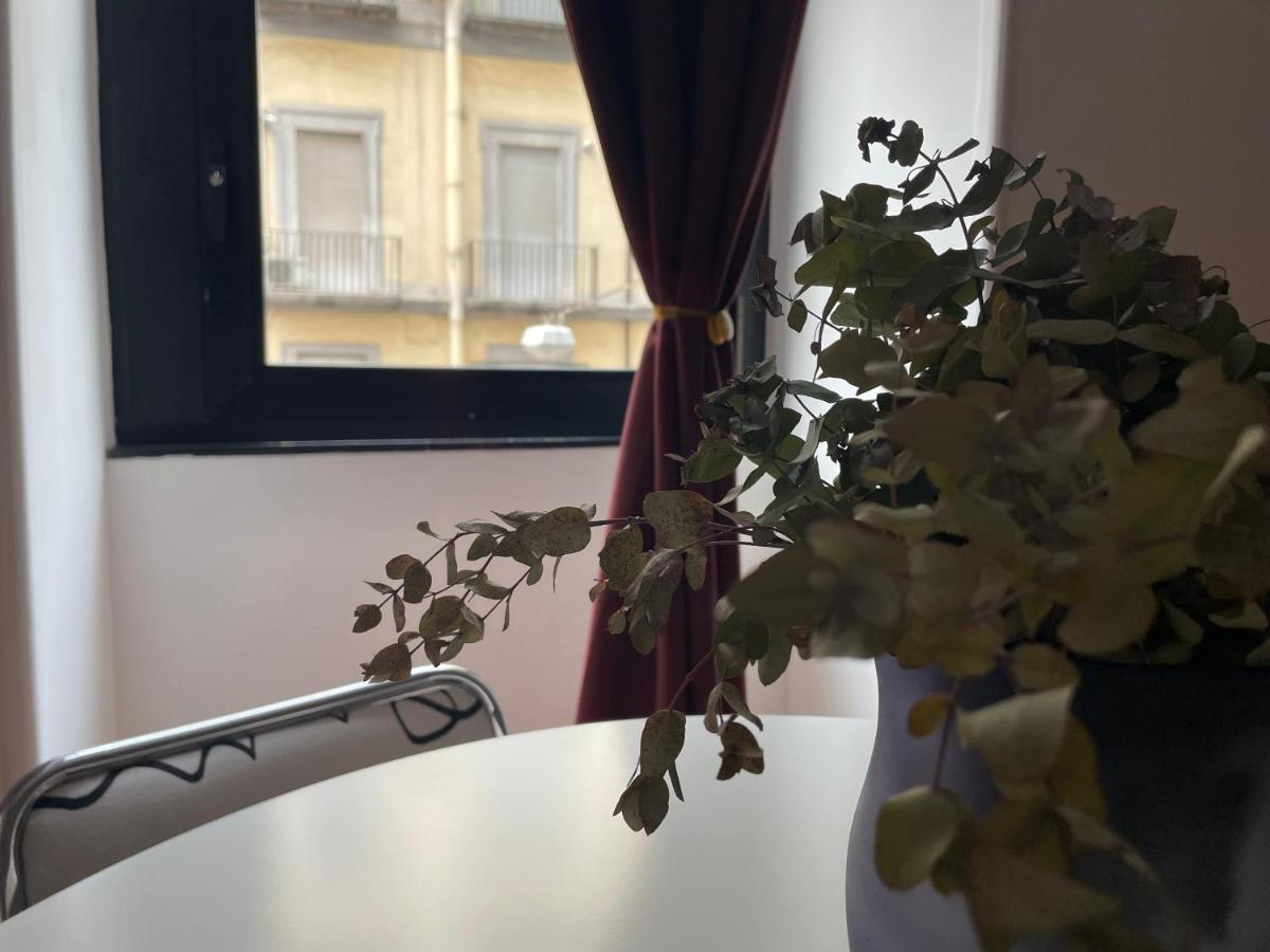 La Finestra Sul Corso Lägenhet Neapel Exteriör bild