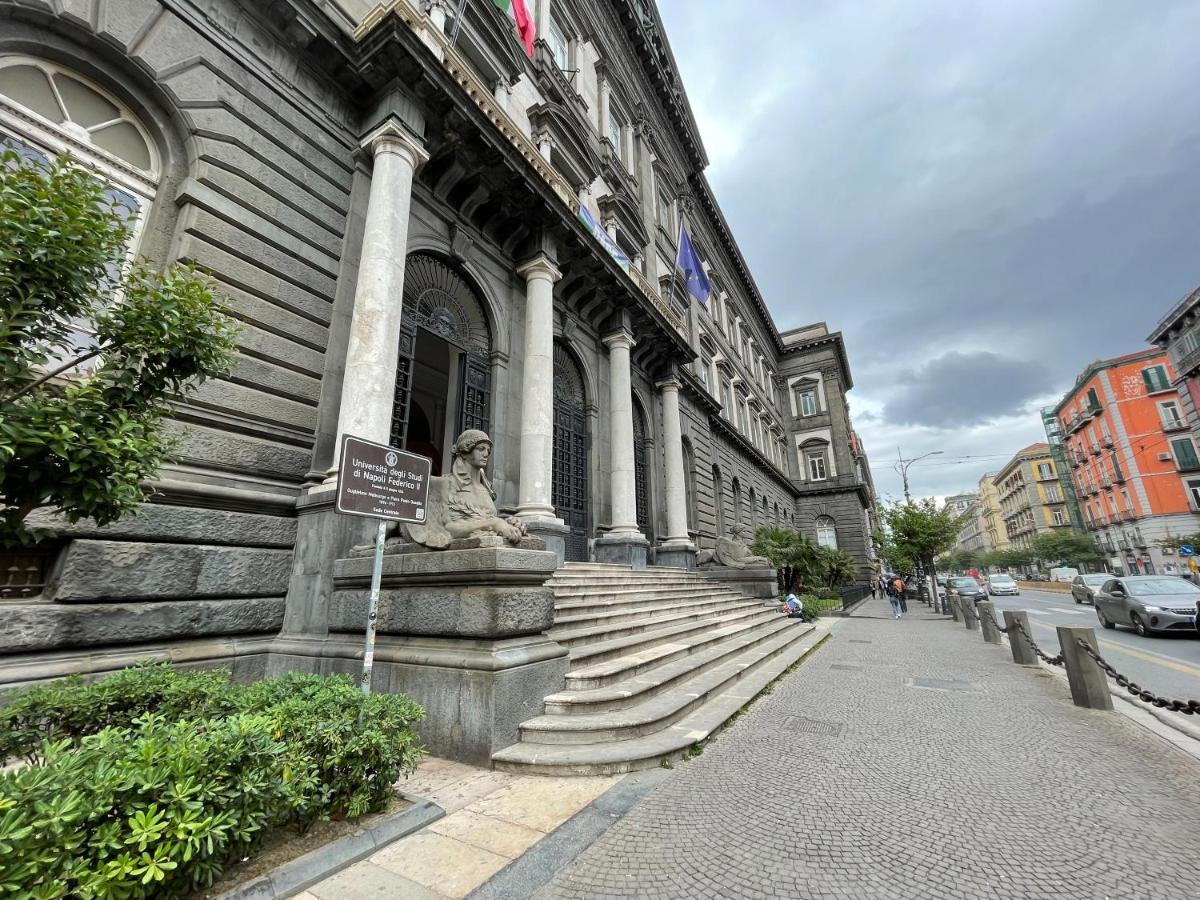 La Finestra Sul Corso Lägenhet Neapel Exteriör bild